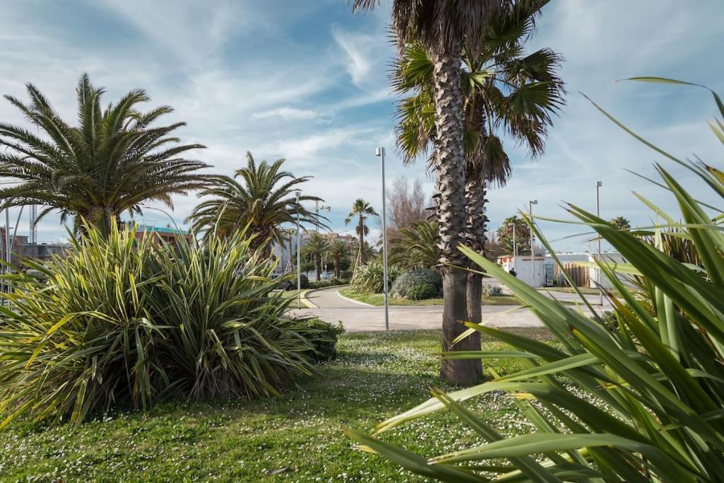 Retroscena Appartamento Mare In Centro Civitanova Marche Bagian luar foto